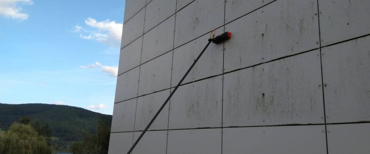 Čistenie fasády kúpele Nimnica